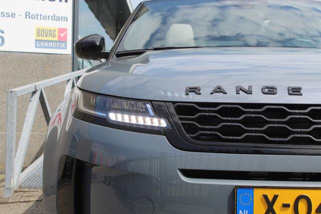 Land Rover RANGE ROVER EVOQUE 1.5 P160 S AUTOMAAT/Panoramadak/Achteruitrijcamera/Parkeersensoren rondom/Keyless/Cruise control/Climate control/Apple carplay/Elektrisch verstelbare stoelen/LED koplampen/Multifunctioneel stuurwiel/Spraakbediening/118'' Lichtmetalen velgen/Nolita grey.