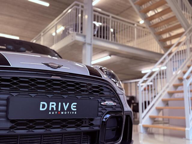 Land Rover RANGE ROVER EVOQUE 1.5 P300e AWD R-Dynamic SE Pano|Blackpack|360 Cam|Memory