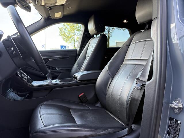 Land Rover RANGE ROVER EVOQUE 1.5 P300e AWD R-Dynamic S / Stoel en stuurverwarming / Apple Carplay/Android Auto / Airco / Cruise Control / Lederen Bekleding /