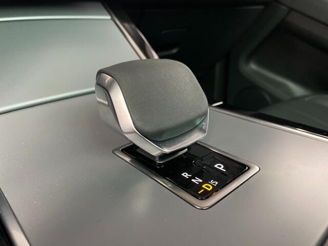 Land Rover RANGE ROVER EVOQUE P270e Dynamic SE Limited EditionBlack PackPanoramadak ACCMeridian SoundStoel+Stuurverwarming