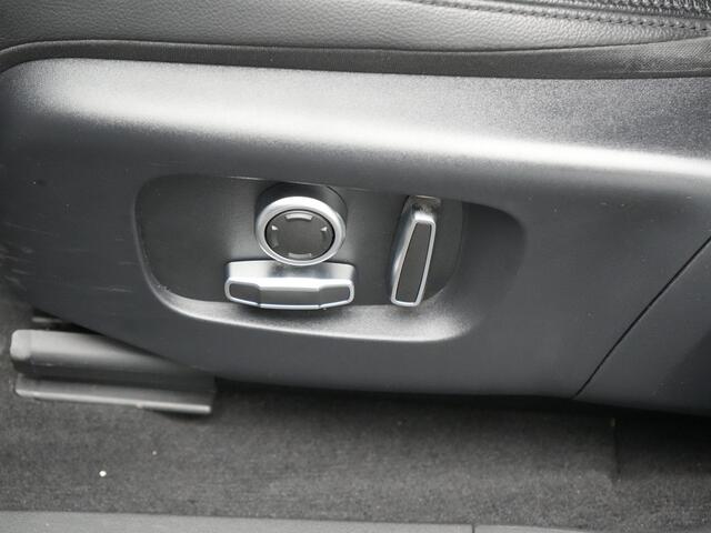 Land Rover RANGE ROVER EVOQUE P300e AWD Plug In Hybrid 309pk Dealer O.H PHEV | 360 Camera | 20"L.M | Apple Carplay | Lederen Bekleding | Navigatie | DAB |