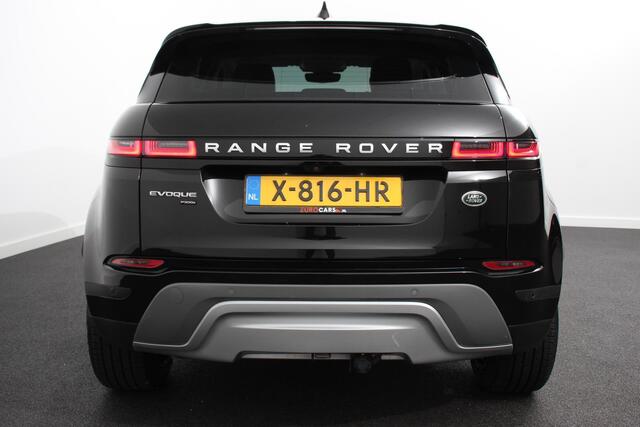 Land Rover RANGE ROVER EVOQUE 1.5 P300e AWD PHEV SE Signature Panoramadak Afneembare trekhaak Navigatie Parkeersensoren 360 Camera Cruise Control Elektrische verstelbare stoelen