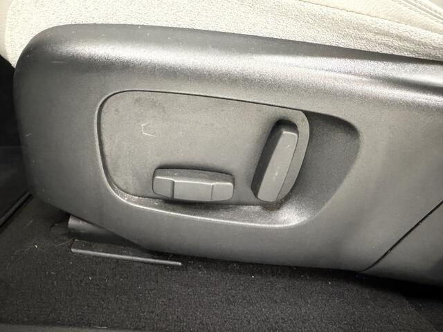 Land Rover RANGE ROVER EVOQUE 1.5 P300e AWD S | Panoramadak | Meridian Sound | Leer |