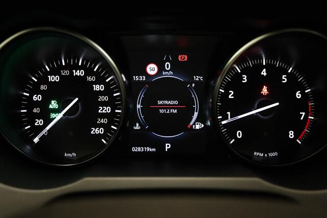 Land Rover RANGE ROVER EVOQUE 2.0 Si4 Pure | PANORAMADAK | HEAD UP | STOELVERWARMING | DAB | APPLE | 360 CAMERA