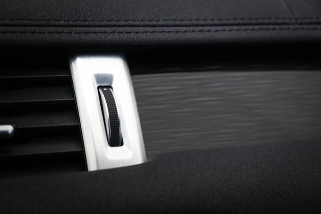 Land Rover RANGE ROVER EVOQUE 2.0 Si4 Pure | PANORAMADAK | HEAD UP | STOELVERWARMING | DAB | APPLE | 360 CAMERA