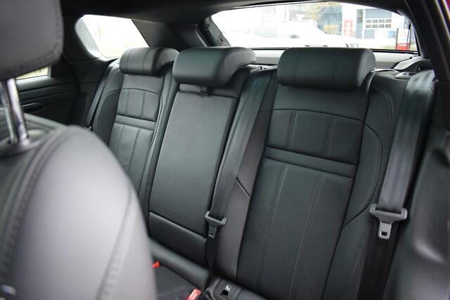 Land Rover RANGE ROVER EVOQUE 2.0 P200 AWD R-Dynamic | Trekhaak | Pano | Meridian | Leer | Stuurverw.