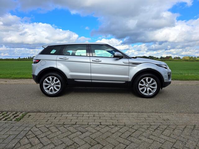 Land Rover RANGE ROVER EVOQUE 2.0 eD4 Urban Series SE - Euro 6 - 150 Pk - ParkeerCamera - Panorama - Navi - Leder - Climate Control