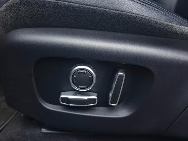 Land Rover RANGE ROVER EVOQUE 1.5 P300e AWD R-Dynamic S | Pano | 20"| Topv | Elektr. vertstelb. stoelen | Leer