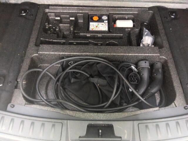 Land Rover RANGE ROVER EVOQUE 1.5 P300e AWD R-Dynamic SE