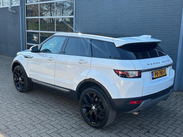 Land Rover RANGE ROVER EVOQUE 2.0 eD4 Urban Series Pure / Panoramadak / 20inch velgen / Camera