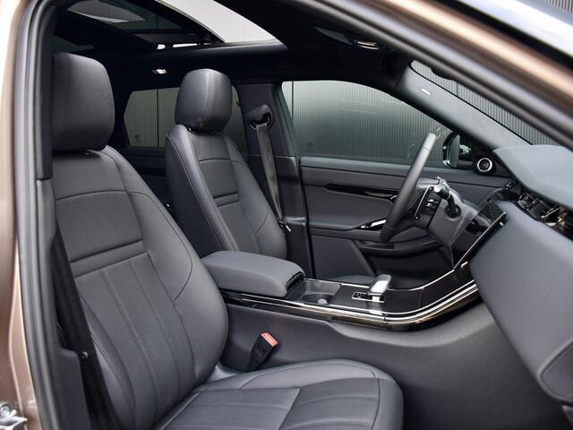 Land Rover RANGE ROVER EVOQUE 1.5 P270e PHEV Dynamic SE l Facelift l Black Pack l Meridian l Adapt. Cruise l Schuif-/ kantel Dak l 360 Camera l