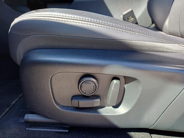 Land Rover RANGE ROVER EVOQUE P300e 309pk AWD Dynamic SE | Adaptive Cruise | 20'' Diamond Turned | Panoramadak | Sfeerverlichting |