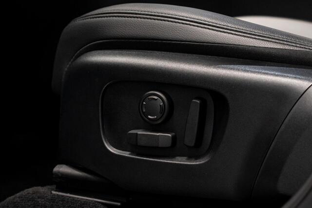 Land Rover RANGE ROVER EVOQUE 1.5 P270e PHEV AWD Dynamic SE *Panorama / Meridian / Memory / Surround-view / Keyless*