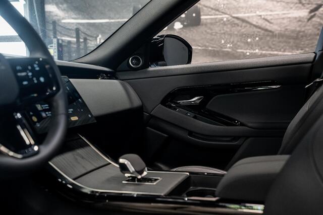 Land Rover RANGE ROVER EVOQUE 1.5 P270e PHEV AWD Dynamic SE *Panorama / Meridian / Memory / Surround-view / Keyless*