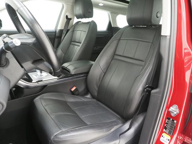Land Rover RANGE ROVER EVOQUE 1.5 P300e AWD SE | Panoramadak | Leder | Trekhaak | 360 | Memory | Keyless | Virtual | Dodehoek | Carplay