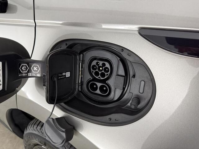 Land Rover RANGE ROVER EVOQUE 1.5 P300e AWD R-Dynamic SE | Snelladen | Pano | Camera | Cruise | Carplay | LED | Parkeersens.