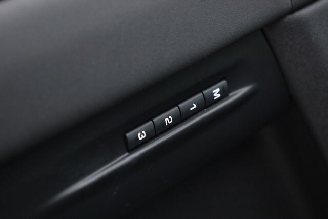 Land Rover RANGE ROVER EVOQUE 1.5 P300e PHEV AWD S | Rijklaar! | Pano | SOH 94% | Camera | Leder | Adapt. Cruise | Elek. Stoelen | Apple CarPlay