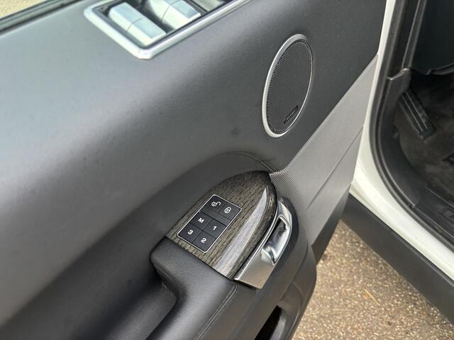 Land Rover RANGE ROVER SPORT 3.0 Si6 HSE Luxury / PANORAMADAK / NAVI / LEER / CRUISE