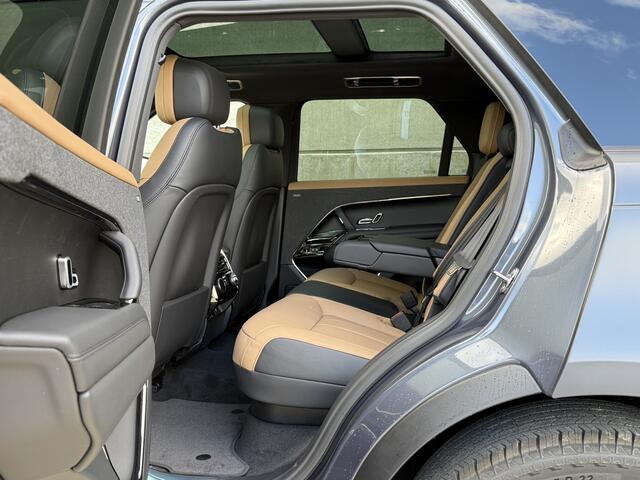 Land Rover RANGE ROVER SPORT 3.0 P460e Satin Edition