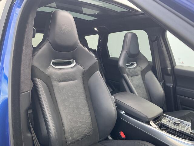 Land Rover RANGE ROVER SPORT 5.0 V8 576pk SC SVR Carbon-edition 242k Pano Meridian Trekhaak Tanzaniet