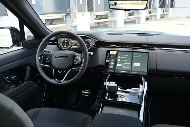 Land Rover RANGE ROVER SPORT 4.4 P635 SV GAEA Curation