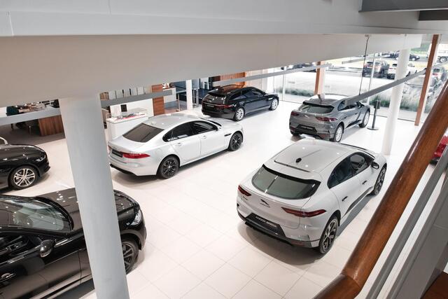 Land Rover RANGE ROVER SPORT P460e Dynamic SE PHEV | Panoramadak | Black Pack | Privacy Glass