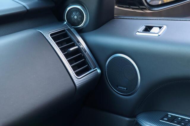 Land Rover RANGE ROVER SPORT P400e HSE | Panoramadak | Meridian | Luchtvering