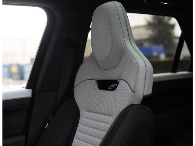 Land Rover RANGE ROVER SPORT P635 SV Edition One Obsidian Black