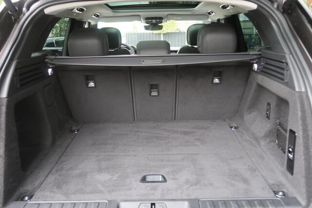 Land Rover RANGE ROVER SPORT P 440 E Dynamic Panoramadak