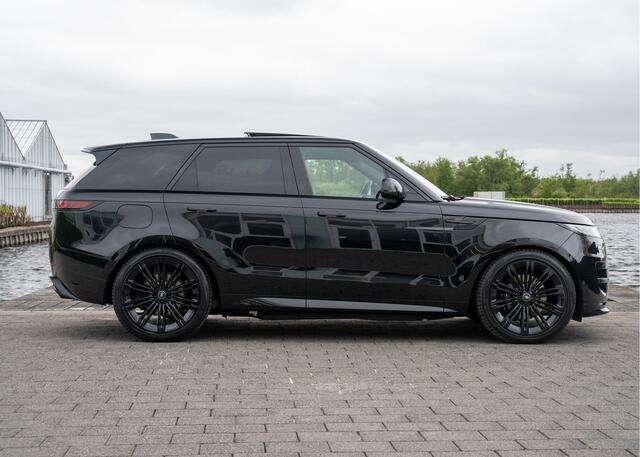 Land Rover RANGE ROVER SPORT P460e Dynamic SE | 23'' inch | Meridian 3D Audio | Stoel Koeling | Trekhaak | Soft-Close | Black Pack |