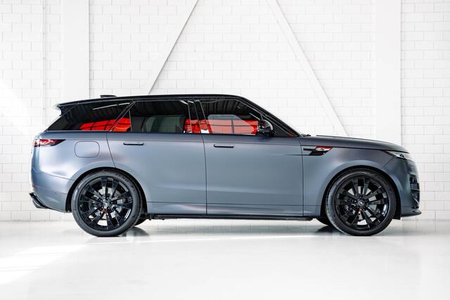Land Rover RANGE ROVER SPORT V8 P530 First Edition PPF mat l Elektrische treeplanken | Rear seat entertainment