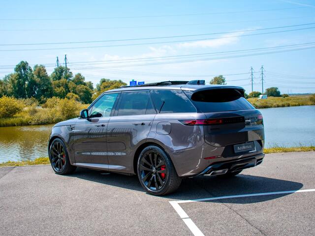 Land Rover RANGE ROVER SPORT 3.0 P550e Autobiography PHEV Trekhaak l Schuif- /kantel Pano l Stoelventilatie l Soft Close l Blackpack l 23" Inch