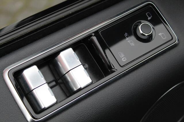 Land Rover RANGE ROVER SPORT 2.0 P400e SE