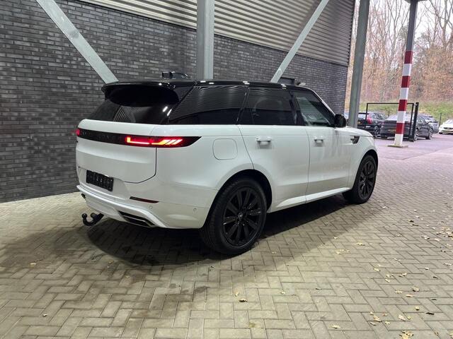 Land Rover RANGE ROVER SPORT 3.0 P550e Autobiography | Black Black | Head-Up | Luchtvering | Massage | Meridian Signature | Trekhaak