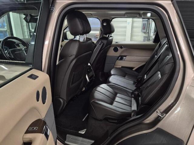 Land Rover RANGE ROVER SPORT 3.0 SDV6 HSE Dynamic 7p. | Panoramadak | Nwe Navi | CarPlay | Surround Camera | Stoelverwarming + koeling | Meridian | Keyless | Trekhaak |  Adap Cruise | Exclusive interior |  22" | LR Specialist onderhouden