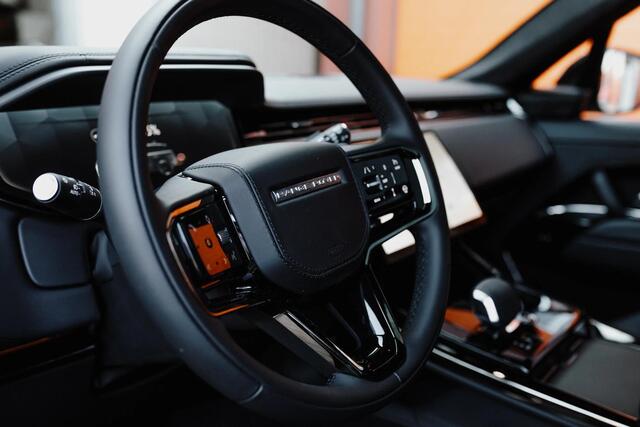 Land Rover RANGE ROVER SPORT 3.0 P550e Autobiography PHEV 4 wielbesturing - koelbox - Eigen Grey