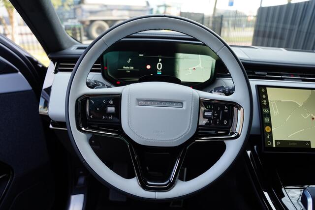 Land Rover RANGE ROVER SPORT P550e Autobiography MY 26 / Light Cloud Leder / 23 Inch