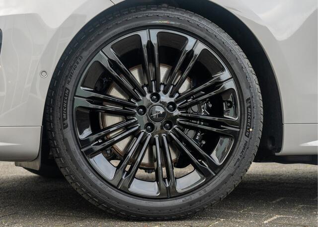 Land Rover RANGE ROVER SPORT P550e Autobiography | VERWACHT | Enhanced Black Pack | 23" inch | Trekhaak | Standkachel |