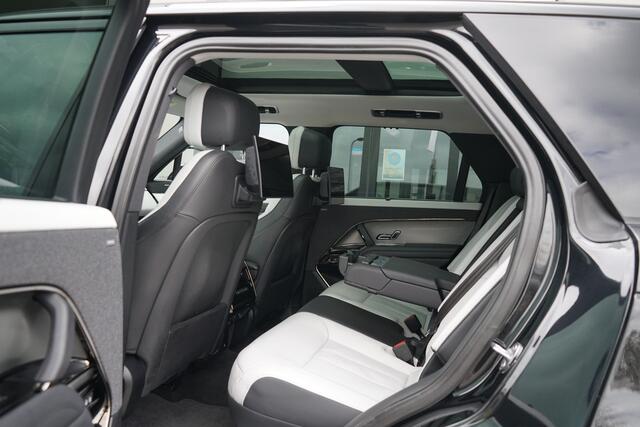 Land Rover RANGE ROVER SPORT 3.0 P440e Dynamic SE | Schuif/Kantel dak | 23 Inch | Rear Seat Entertainment | Soft Close | Urban Spoiler |