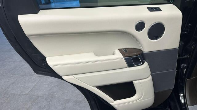 Land Rover RANGE ROVER SPORT 3.0 V6 SC HSE Black Edition
