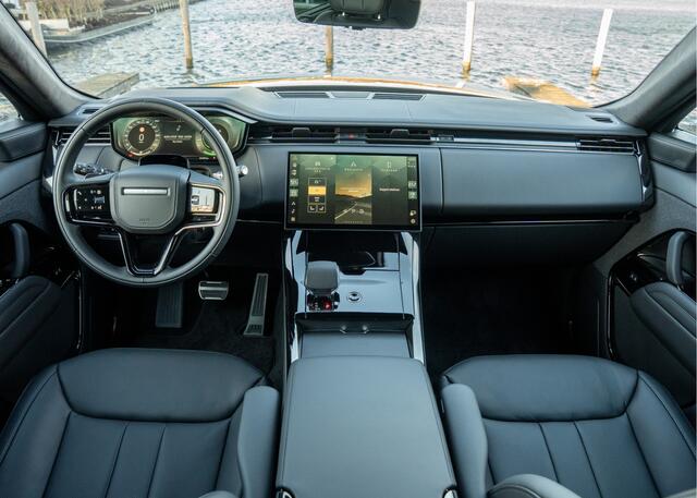 Land Rover RANGE ROVER SPORT P550e Autobiography | Santorini Black - Ebony leder | NP. ¤ 165.459,- | Full Options | Rode remklauwen |