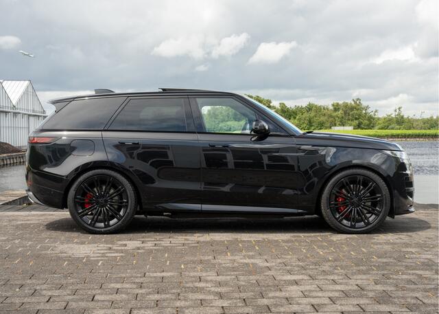 Land Rover RANGE ROVER SPORT P460e Dynamic HSE | VERWACHT | Full Options | NP. 151.523,- | Massage | 23" inch | Trekhaak | Enhanced Black Pack |
