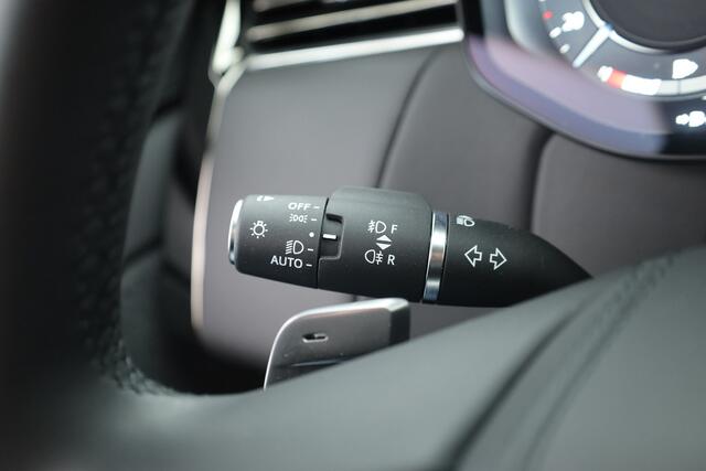 Land Rover RANGE ROVER SPORT 3.0 P550e Autobiography | MY26 | Achterasbesturing | Luchtvering | Elek. Trekhaak | Massage+Ventilatie | Black Pack | Stoel- Stuurverw. | S/K-Dak | Composietglas | HUD | Meridian 3D | 360*+PDC V