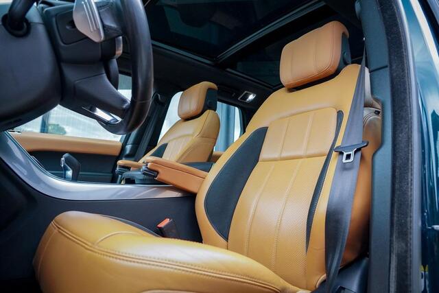 Land Rover RANGE ROVER SPORT 2.0 P400e HSE Dynamic / SVO British Racing Green / Pano / Drive Pro / Trekhaak / Incl BTW