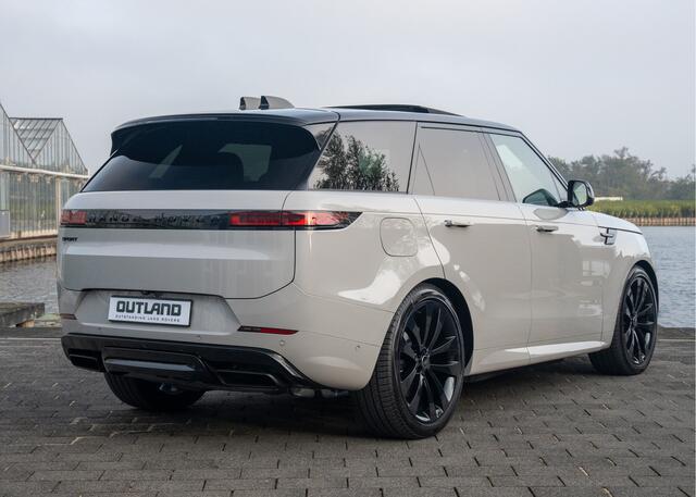 Land Rover RANGE ROVER SPORT P460e Dynamic HSE | 23" inch | Trekhaak | Black Pack | Koelkast | Meridian 3D Audio | SoftClose |