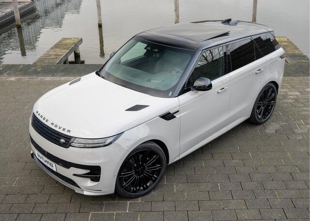 Land Rover RANGE ROVER SPORT P550e Autobiography | VERWACHT | Borasco Grey | Full Options | Enhanced Black Pack | Zwarte remklauwen |