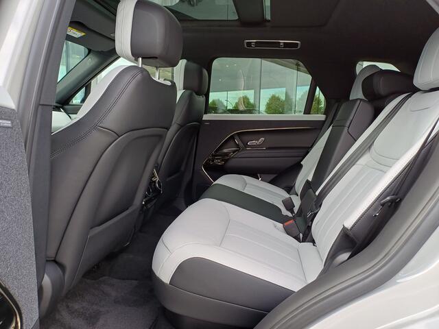 Land Rover RANGE ROVER SPORT P460e 460pk AWD Dynamic HSE PHEV | DEMO | Geklim. voorstoelen | Head-up | Panoramadak |