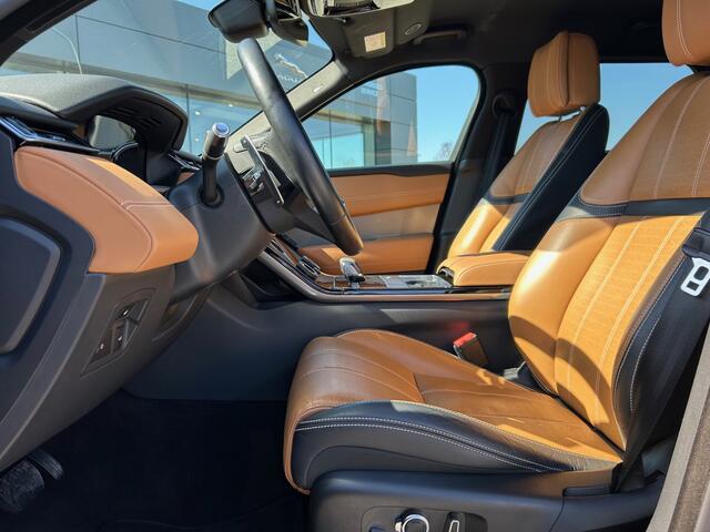 Land Rover Velar Range Rover P400e 404pk AWD S | Geklimatiseerde stoelen met Massage | Tan (cognac) Windsor leder |