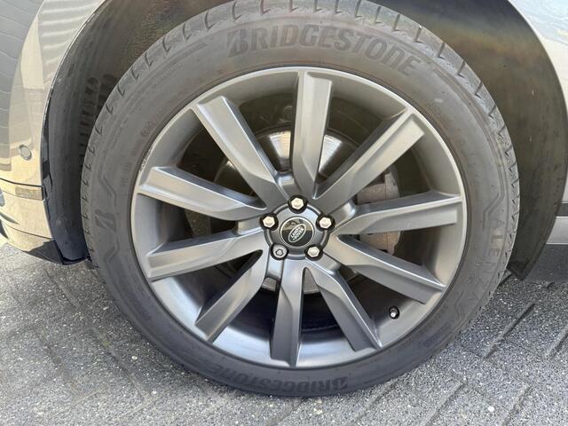Land Rover Velar Range Rover 3.0 V6 AWD R-Dynamic SE | Panoramadak | Camera | Meridian Sound | Trekhaak |