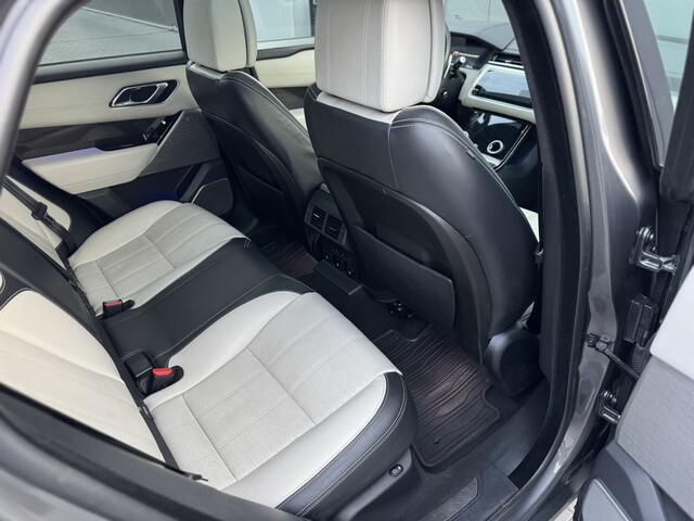 Land Rover Velar Range Rover 3.0 V6 D300 AWD First Edition R-Dynamic HSE | Panorama | Luchtvering | Stoelventilatie | Matrix LED